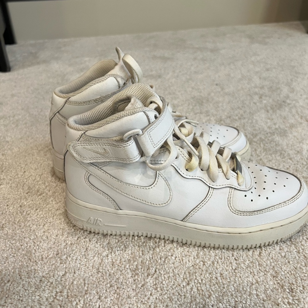 Nike Air Force 1 Kids High-Top Sneakers
